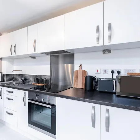 New Refurbishment Location Free Parking Semesterbostad Leeds (West Yorkshire)
